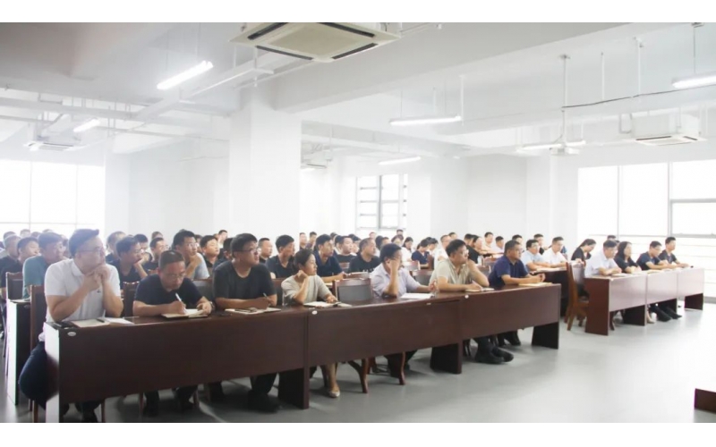 集團開展鋁模工藝專項培訓(xùn)